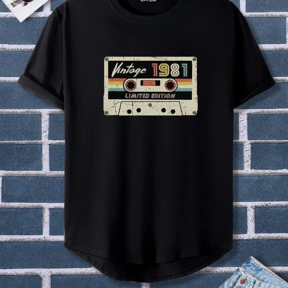 undefined Other - Black Casual Men's 80's Graphic Tee